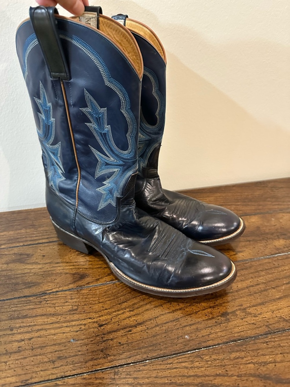 Mercedes Womens Men’s Dark Blue Leather Boots READ